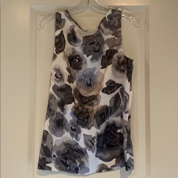 Ann-Taylor Silk Sleeveless Blouse, M - Picture 3 of 3